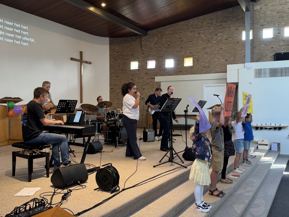 🎵 Vrijwilligers gezocht voor de muziekgroep van de Vakantie Bijbel Week! 🎵